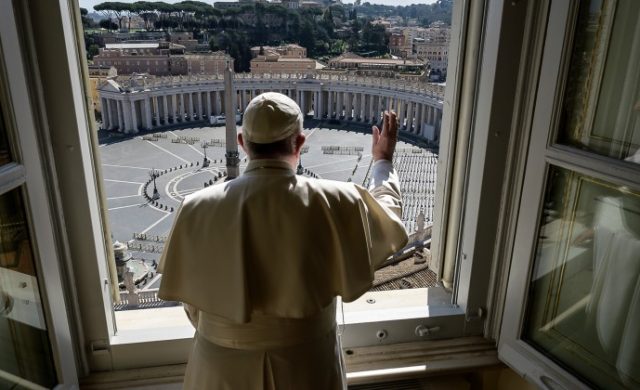 27/03/2020 – Hoy viernes 27 de marzo, a las 14 horas de Argentina, el Papa Francisco dará ala bendición Urbi et&hellip;