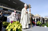 03/12/2021 – En la primera Misa celebrada en su viaje a Chipre, el Papa Francisco invitó este 3 de diciembre a renovar la…