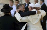 05/01/2022 – (Fuente: Vatican News) Francisco dedica el primer mensaje de oración del 2022 contra la discriminación y la persecución religiosa. Recuerda que la…