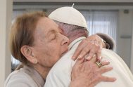 28/01/2022 – En el Día de la Memoria, se llevó a cabo un nuevo encuentro en Santa Marta entre el Papa Francisco y Edith…