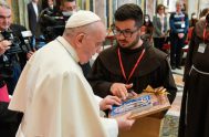 18/01/2022 – El Papa Francisco recibió e  a la delegación de la Custodia de Tierra Santa con ocasión del centenario de la revista “Tierra…