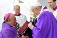 03/04/2022 – Durante el viaje apostólico a Malta, Su Santidad, el Papa Francisco, celebró misa en la Plaza de los Graneros, en Floriana,…