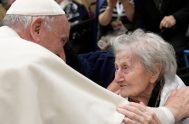 04/07/2022 – El Vídeo del Papa para este mes de julio está dedicado a los mayores que, como dice Francisco, tienen «una gran responsabilidad…