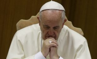 04/10/2022 – En El Video del Papa de octubre , Francisco recuerda que el Sínodo “no es una encuesta”: “no se trata de recoger opiniones, ni hacer un parlamento” sino de lograr una…