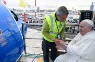 03/11/2022 – (Fuente: Vatican News) A las 9.45 de la mañana hora de Roma despegó el avión que lleva al Papa Francisco rumbo a…