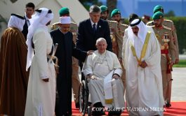 04/11/2022 – En el segundo día de su viaje apostólico al Reino de Bahrein, en el Golfo Pérsico, este 4 de…
