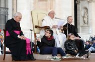 09/11/2022 – (Fuente: Vatican News) En la audiencia general, el Papa repasó los momentos más significativos de su viaje apostólico a Baréin, resumiéndolos en…