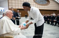 15/11/2022 – (Vatican News) Antes del juego, promovido por el Movimiento Pontificio Internacional Scholas Occurrentes en el Estadio Olímpico de Roma, el Pontífice…