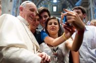 02/05/2023 – (Fuente: Vatican News) “Rádio Renascença” publica hoy, 2 de mayo, el prefacio del Papa al libro de la periodista portuguesa Aura…