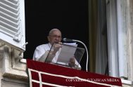 223/10/2023 – En sus palabras previas al rezo del Ángelus en la plaza de San Pedro en el Vaticano, el Papa Francisco recordó…