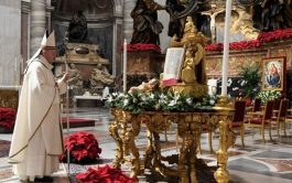 28/11/2023 -(Fuente: Vatican News) El Maestro de las Celebraciones Litúrgicas Pontificias, Monseñor Diego Ravelli, anunció el calendario de ceremonias para…