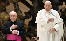29/11/2023 – (Fuente: Vatican News) El Papa Francisco no leyó la catequesis de este miércoles, confiando la tarea a monseñor…