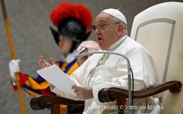 30/04/2024 – (Fuente: Vatican News) Francisco intervendrá en la sesión abierta a los Estados no miembros de la cumbre. “Agradezco…