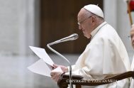 https://youtu.be/V8jyFG5iaYI 01/05/2024 - (Fuente: Vatican News) Esta mañana, durante la Audiencia General, el Papa Francisco reflexiona sobre la virtud teologal de la fe:…