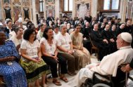 13/08/2024 – El Papa Francisco pidió hoy, a los integrantes de cuatro congregaciones presentes en el Vaticano, tener siempre “el rostro de los…