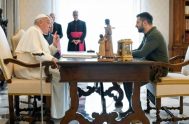 11/10/2024 – (Fuente: Vatican News) El presidente ucraniano visitó por tercera vez el Palacio Apostólico para la audiencia con Francisco. Los días pasados…