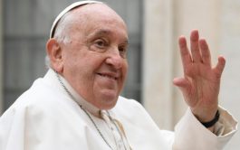 07/11/2024 – (Fuente: Vatican News) Publicamos el texto íntegro del prefacio de Francisco al libro “La esperanza es una luz…