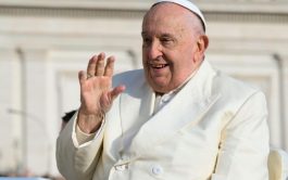 15/11/2024 – (Fuente: Vaticán News) En un mensaje a los participantes en un encuentro sobre el bien común organizado por…