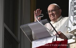 11/11/2024 – (Fuente: Vatican News) En su reflexión previa al Ángelus, Francisco destacó la actitud hipócrita, denunciada por Cristo, de…