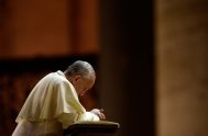 01/11/2024 – (Fuente: Vatican News) En su intención de oración de noviembre, el Papa invita a rezar para que “todos los padres que…