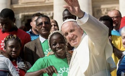 07/02/2025 – (Fuente: Vatican News) En su mensaje para la Jornada Mundial de las Misiones 2025, el Santo Padre reflexiona sobre la identidad misionera cristiana en un mundo que “muestra síntomas graves…