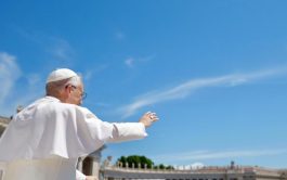 El Papa León XIV saludará el domingo 1 de junio a las 15:30 a los ciclistas del Giro d’Italia cuando…