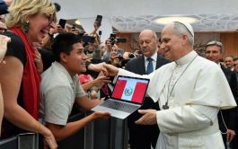 12/05/2025 – En el encuentro con los representantes de los medios de comunicación el Papa León XIV recordó a los…