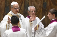 09/05/2025 – El Papa Prevost celebró la Misa pro Ecclesia con los cardenales en la Capilla Sixtina. Antes de la homilía unas palabras…