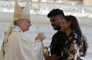 02/06/2025 – León XIV invita a convertirse en «pescadores de familias» para ofrecerles un encuentro con la ternura de Dios: hay que testimoniar…