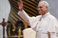 24/06/2025 - (Fuente: Vatican News) León XIV se reunió hoy en la basílica vaticana con los futuros sacerdotes llegados a Roma para su…