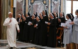 30/06/2025 - (Fuente: Vatican News) León XIV recibe a las Hermanas de la Orden de San Basilio Magno, a las…