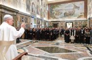 12/09/2025 - (Fuente: Vatican News) Dirigiéndose a los participantes del Encuentro Mundial sobre la Fraternidad Humana, celebrado en la Basílica de San Pedro,…