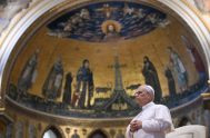19/09/2025 - (Fuente: Vatican News) El Obispo de Roma abraza a su pueblo en la Asamblea Diocesana de San Juan de Letrán. Los…