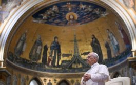 19/09/2025 - (Fuente: Vatican News) El Obispo de Roma abraza a su pueblo en la Asamblea Diocesana de San Juan…