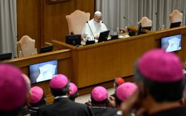 11/09/2025 - (Fuente: Vatican News) Al recibir en Roma a los Obispos ordenados en el último año que participan en…