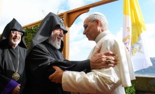 16/09/2025 - (Fuente: Vatican News) El Papa ha recibido esta mañana en Castel Gandolfo al catholicos de todos los armenios. El Patriarca invitó al Pontífice a visitar Armenia y reiteró la necesidad…