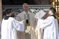 20/10/2025 - Ante una Plaza de San Pedro colmada por unos 55.000 fieles, el Papa León XIV canonizó a siete nuevos santos en…