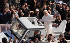29/10/2025 - El Papa León XIV dedicó la catequesis de la Audiencia General en la Plaza de San Pedro al diálogo interreligioso, con motivo del 60º aniversario de la Declaración conciliar Nostra Aetate. El Pontífice, tal como informa Vatican News, reiteró el compromiso ineludible de la Iglesia con este documento clave del Concilio Vaticano II (1965), que redefinió las relaciones…
