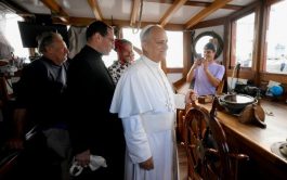 20/10/2025 - El Papa León XIV acudió el pasado viernes 17 de octubre al puerto de Ostia, en Roma, para&hellip;