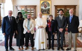 20/10/2025 - El Papa León XIV recibió a seis miembros de la junta directiva de ECA Global (Ending Clergy Abuse)…