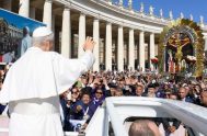 20/10/2025 - Tras la Misa de canonización de siete nuevos santos para la Iglesia Universal, el Papa León XIV se dirigió a los…