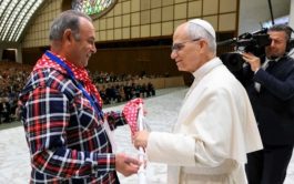20/10/2025 - El Aula Pablo VI del Vaticano acogió a los participantes en el Jubileo de los Romaníes, Sinti y…