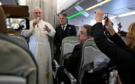 27/11/2025 - El Papa León XIV despegó a bordo del Airbus 320neo de Ita Airways, iniciando su primer viaje apostólico…