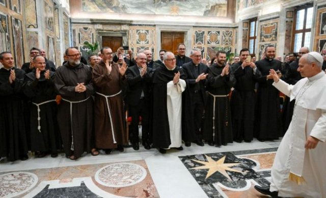 07/11/2025 - El Papa León XIV recibió hoy en audiencia a los participantes en la 65ª Asamblea General de la Conferencia Italiana de Superiores Mayores, que se centró en la temática de…