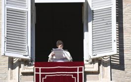 29/12/2025 - (Fuente: Vatican News) En el Ángelus dominical, el obispo de Roma recordó que la familia de Nazaret se&hellip;