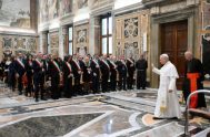 29/12/2025 - (Fuente: Aica/Vatican News) León XIV recibió a la Asociación Nacional de Municipios Italianos, a quienes les advirtió sobre las "formas de&hellip;
