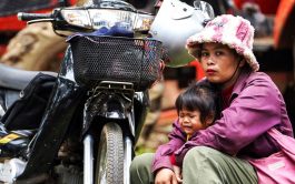 10/12/2025 - El Papa León XIV ha expresado su profunda tristeza por la reanudación de los enfrentamientos en la frontera…