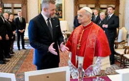 04/12/2025 - Esta mañana, en el Palacio Apostólico Vaticano, el Papa León XIV recibió en audiencia al presidente de la…