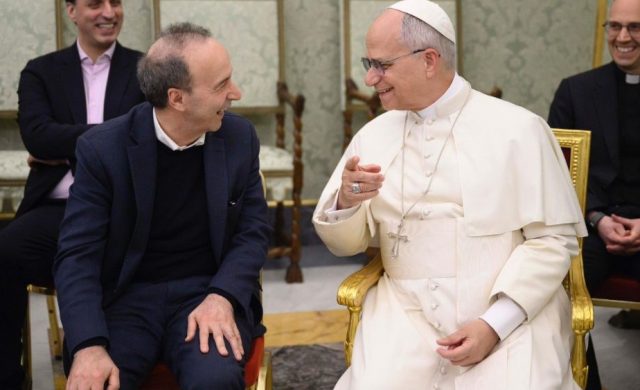 05/12/2025 - El Papa León XIV se reunió en el Palacio Apostólico con el reconocido actor y director italiano Roberto Benigni, ganador de un Óscar, en un encuentro que abordó temas de…
