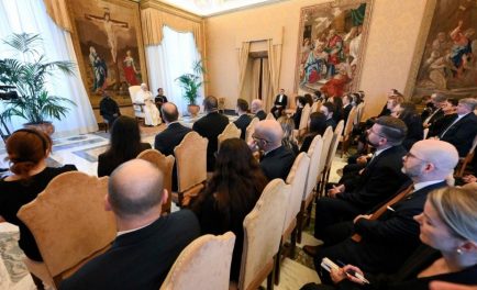 10/12/2025 - El Papa León XIV recibió este 10 de diciembre a una delegación del grupo European Conservatives and Reformists del Parlamento Europeo, que se encuentra en Roma para participar en una…